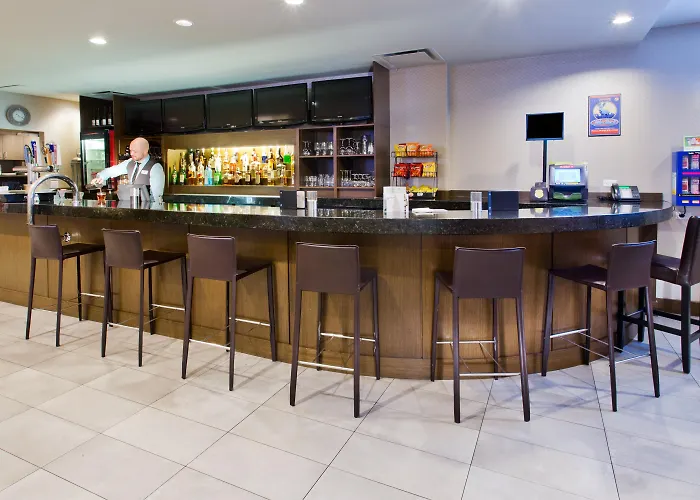 Holiday Inn Vancouver-Centre Broadway By Ihg